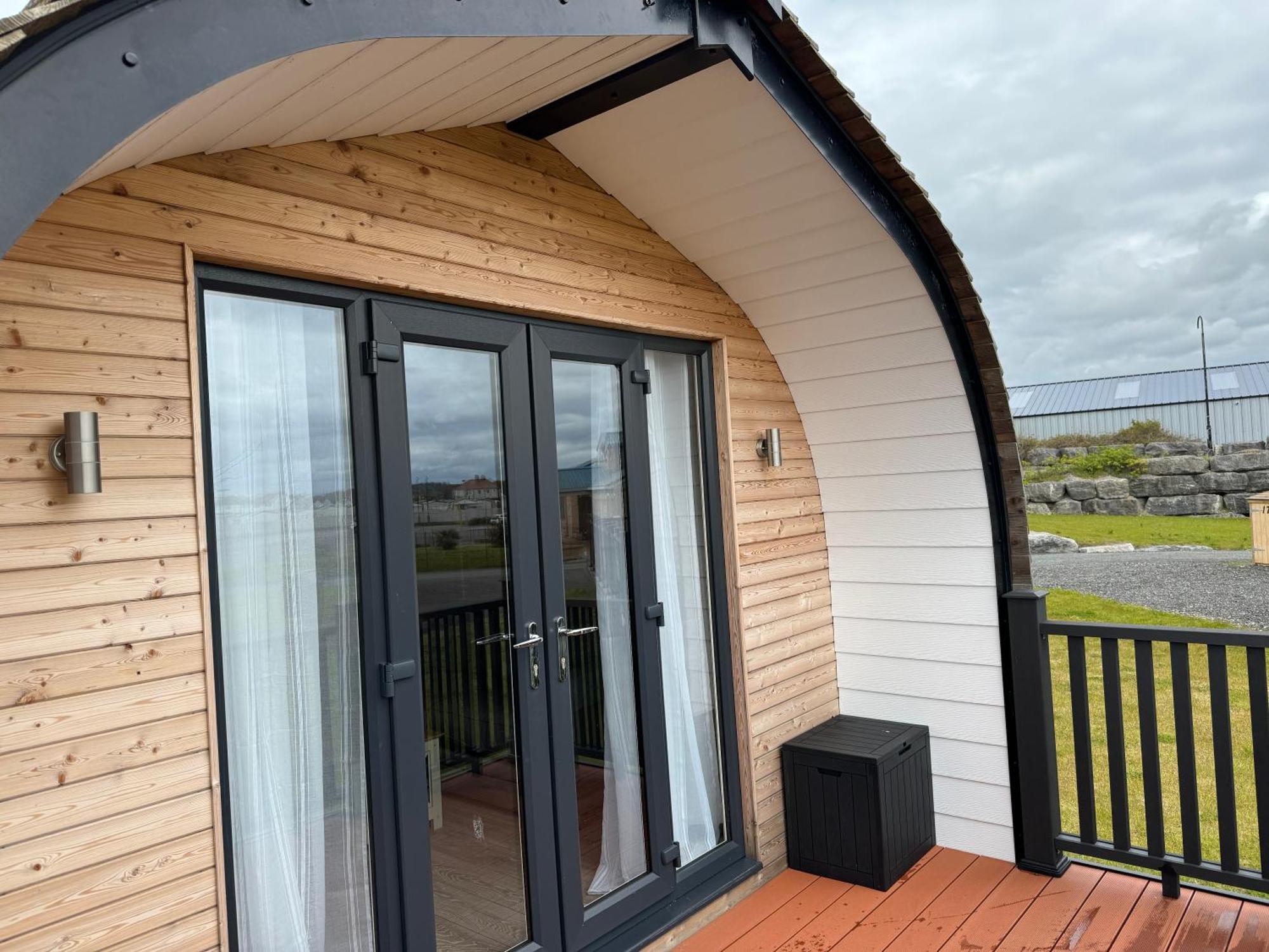 Ffrith Beach Glamping With Hot Tub Hotel Prestatyn Exterior photo